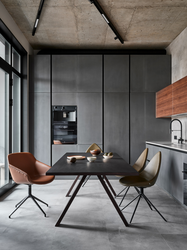 Кухонные пеналы