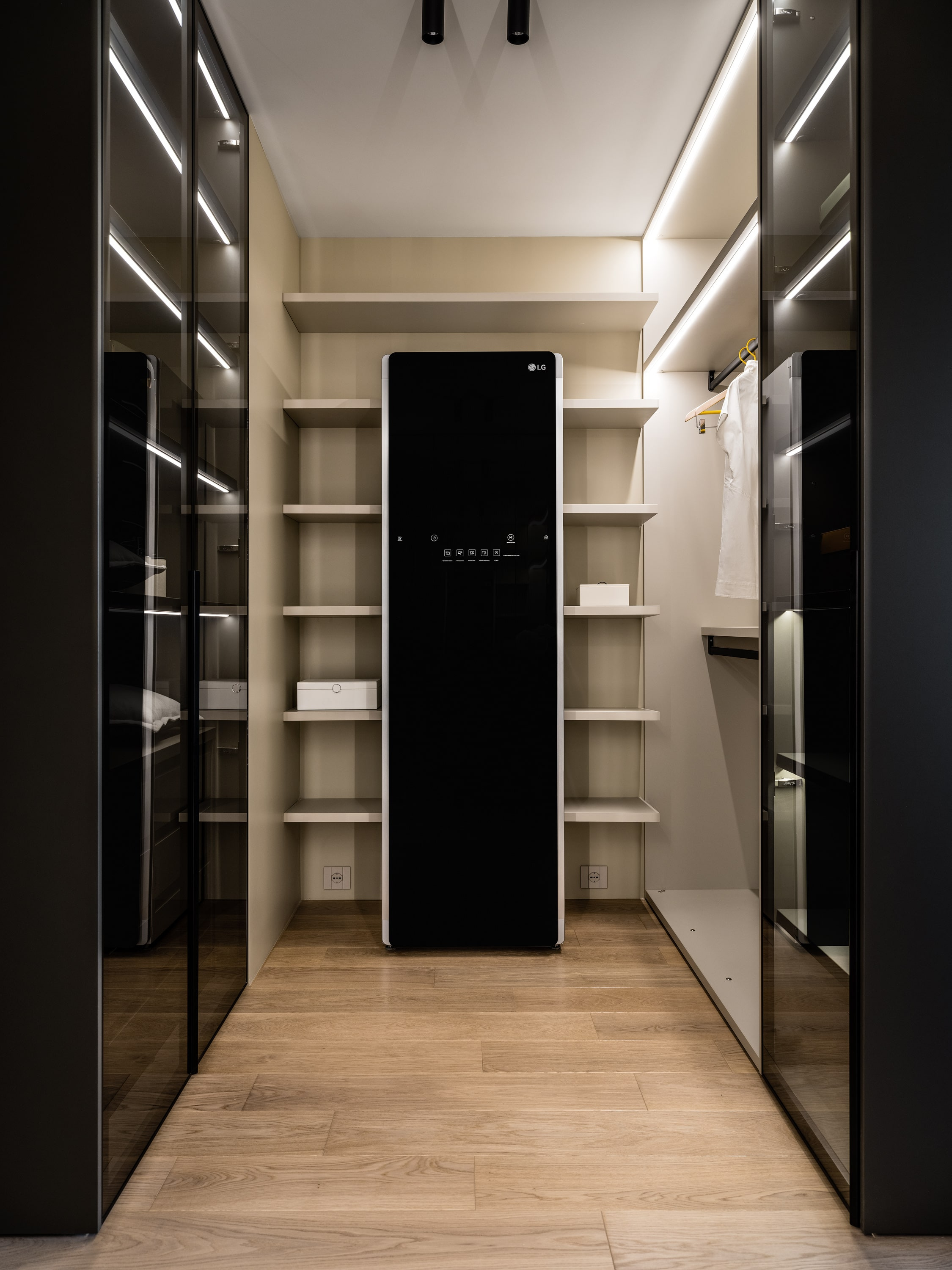 Шкаф для обуви в гардеробной