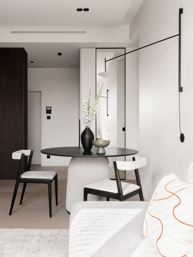 Дизайн интерьера бежевой кухни-гостиной