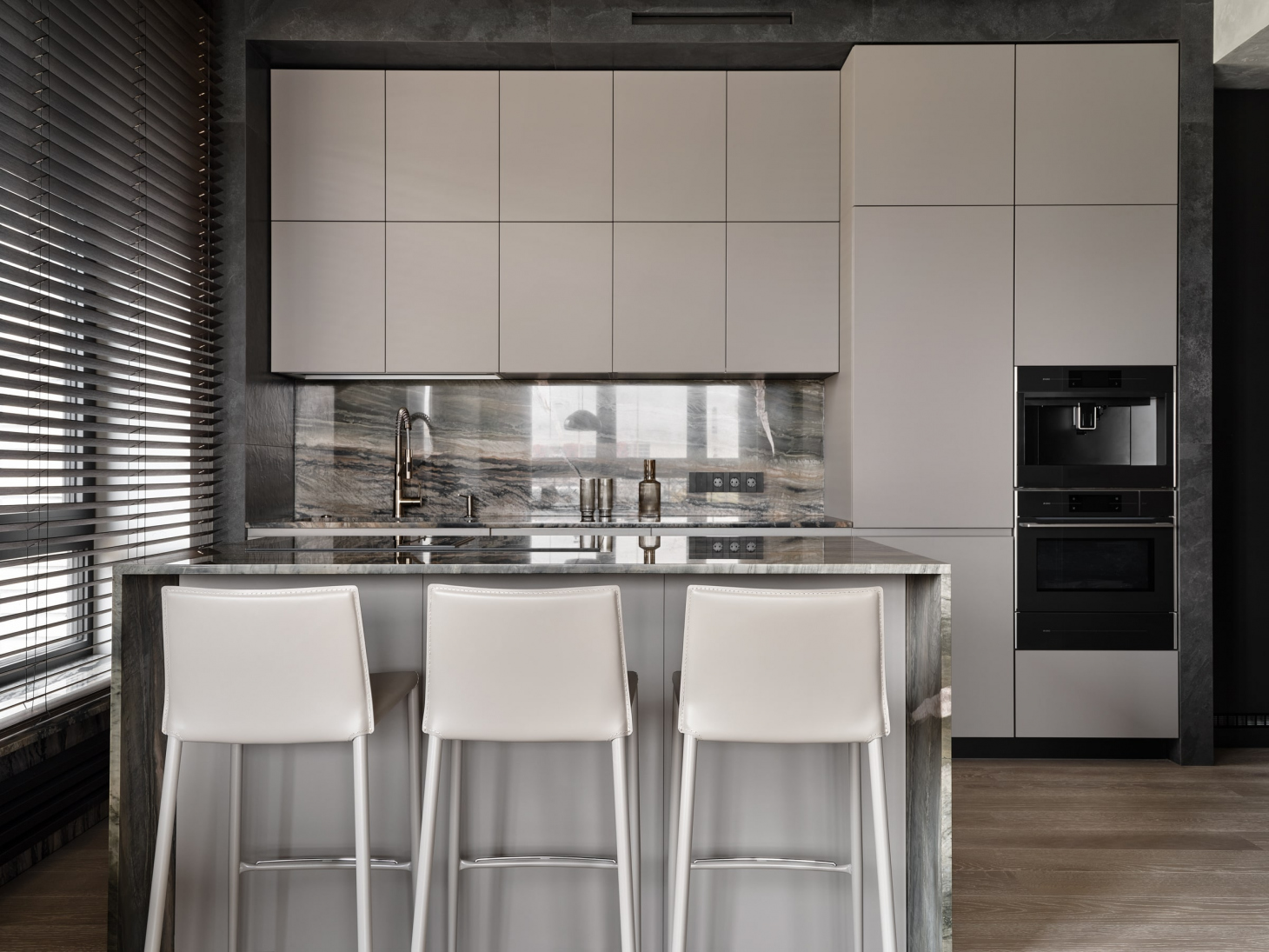 Кухонный гарнитур с островом