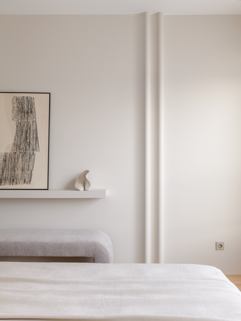 Интерьер светлой спальни